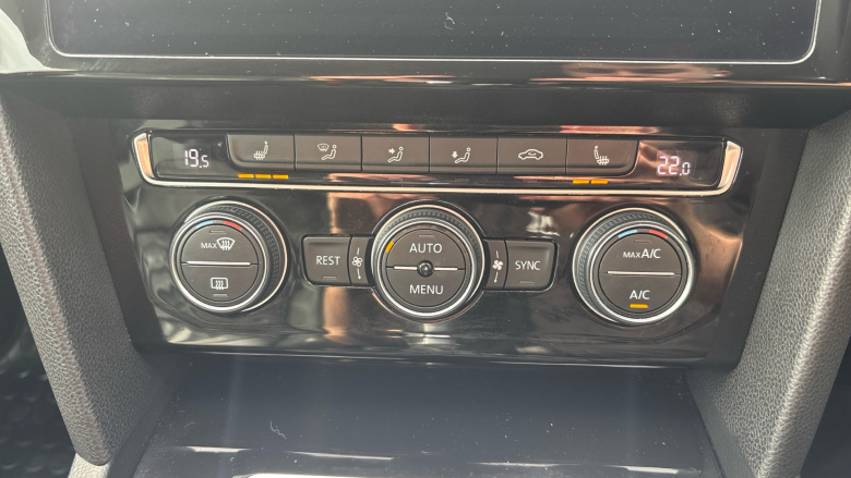 Volkswagen Arteon 1.5 TSI Elegance 5dr DSG Petrol Hatchback